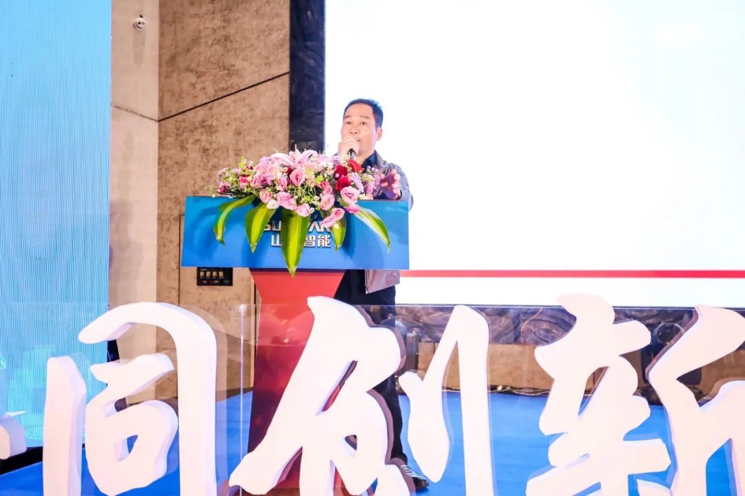 饕餮盛宴！米兰平台app体育-官方版-米兰电竞直播
智能•建华建材预制桩施工装备与技术交流会隆重召开