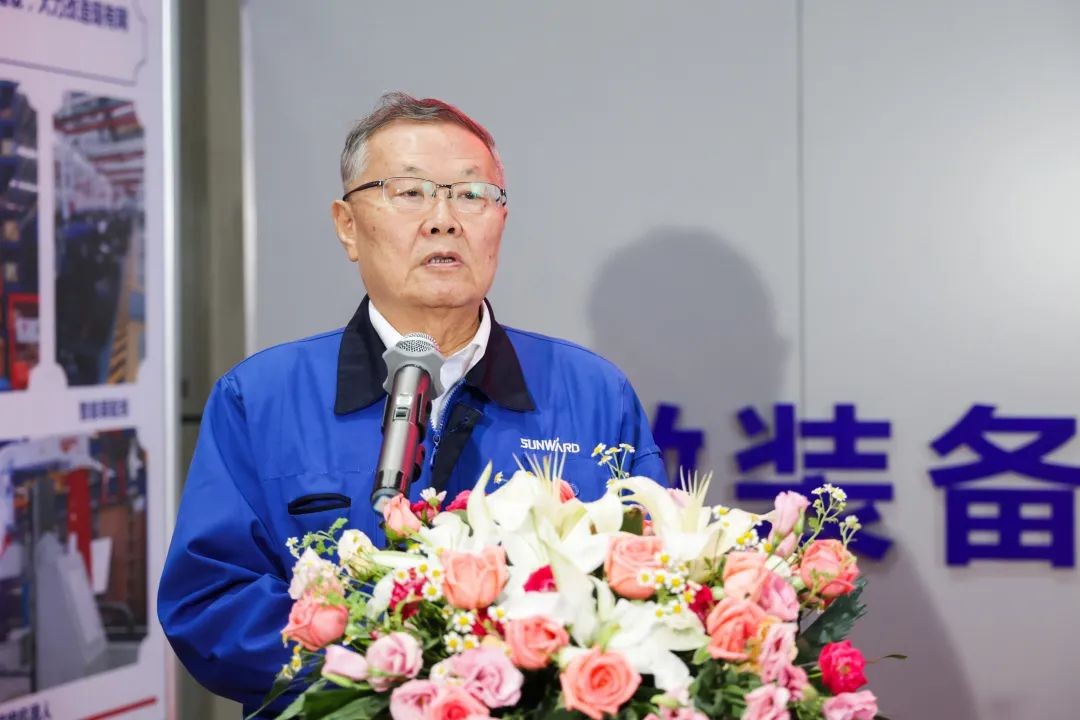 牢记嘱托攀高地 应急救援有米兰平台app体育-官方版-米兰电竞直播
 米兰平台app体育-官方版-米兰电竞直播
智能隔离带挖掘机批量发货