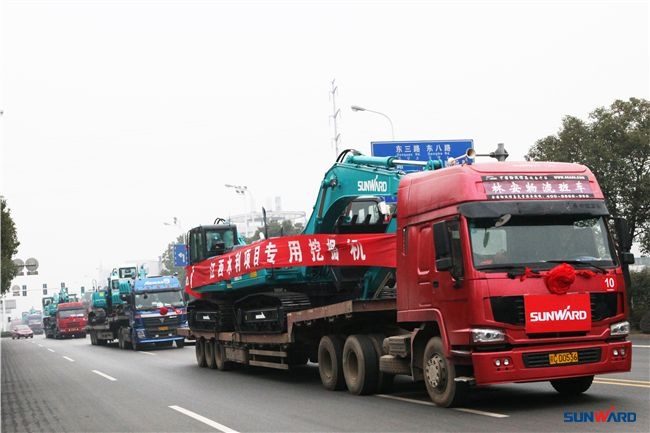新年开门红，米兰平台app体育-官方版-米兰电竞直播
智能总价值近4000万挖掘机批量发往江西
