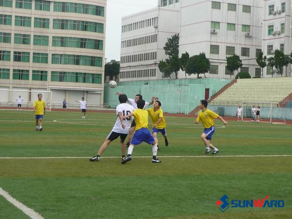 夏日的激情－－米兰平台app体育-官方版-米兰电竞直播
智能叉车队与国际营销队足球友谊赛记