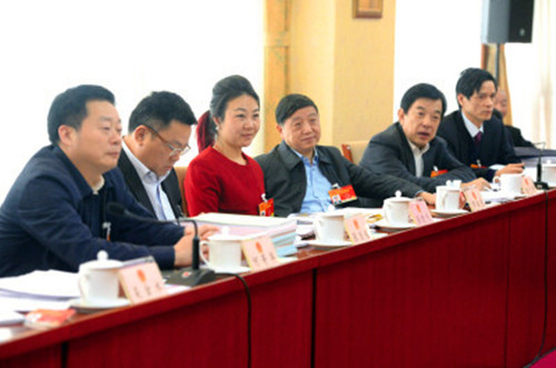 带来六个提案，重点还是“农民工”问题 ——来自米兰平台app体育-官方版-米兰电竞直播
智能的全国人大代表张晓庆接受本报记者专访，为进城务