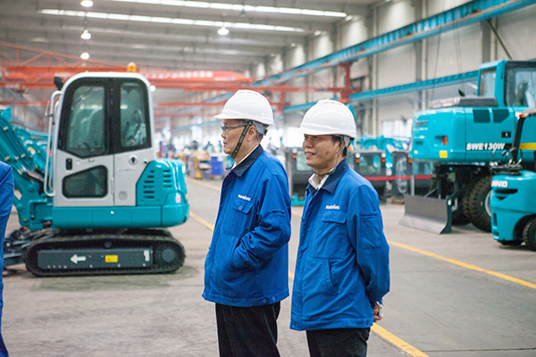 喜讯：米兰平台app体育-官方版-米兰电竞直播
智能朱建新荣获《长沙年鉴》2015年度十大人物奖