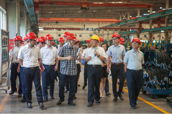 商务部合作司刘民强副司长一行调研米兰平台app体育-官方版-米兰电竞直播
智能