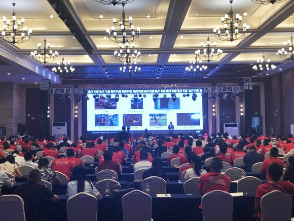 “超美微挖”现身2018微挖峰会，米兰平台app体育-官方版-米兰电竞直播
智能微挖出口过万台