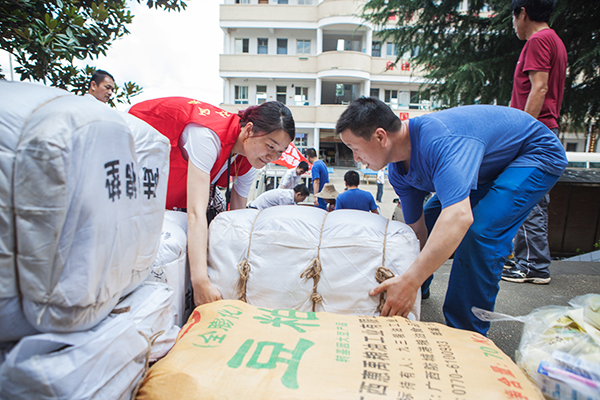 无人机装备驰援抗洪救灾，守卫家园米兰平台app体育-官方版-米兰电竞直播
在行动