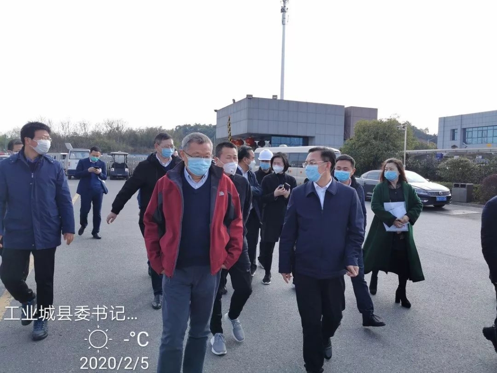 防控生产两不误 米兰平台app体育-官方版-米兰电竞直播
智能复工保供