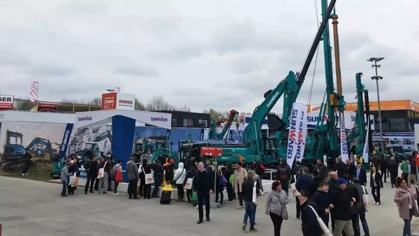 同一个世界，同一个梦想，米兰平台app体育-官方版-米兰电竞直播
智能德国宝马展完美收官
