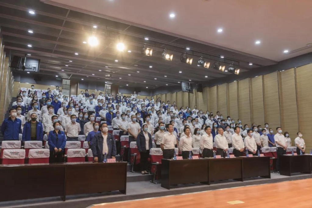 米兰平台app体育-官方版-米兰电竞直播
智能隆重表彰战“疫”先进