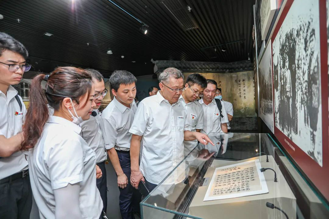 公道正派出清风正气，廉洁自律塑良好形象——米兰平台app体育-官方版-米兰电竞直播
智能开展中高层干部廉洁教育活动