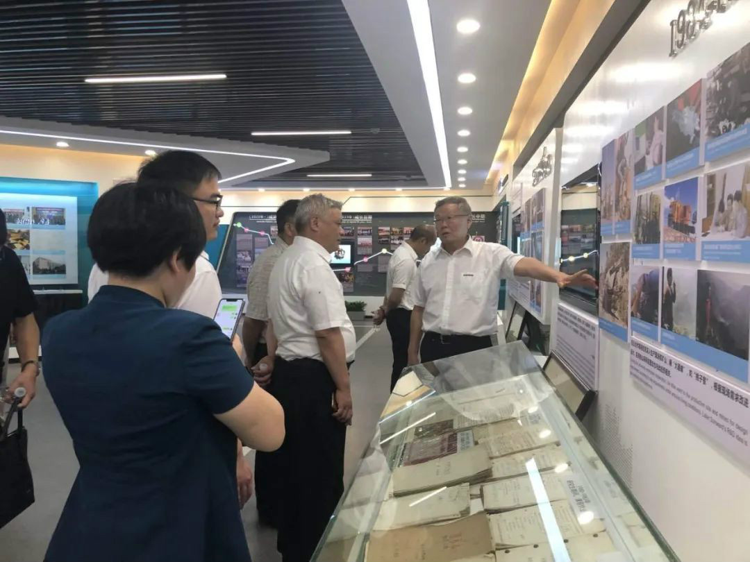 湖南黄金集团董事长黄启富一行考察米兰平台app体育-官方版-米兰电竞直播
智能