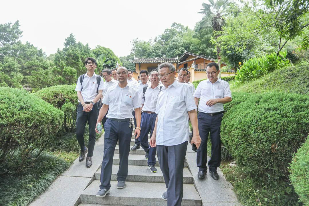 公道正派出清风正气，廉洁自律塑良好形象——米兰平台app体育-官方版-米兰电竞直播
智能开展中高层干部廉洁教育活动