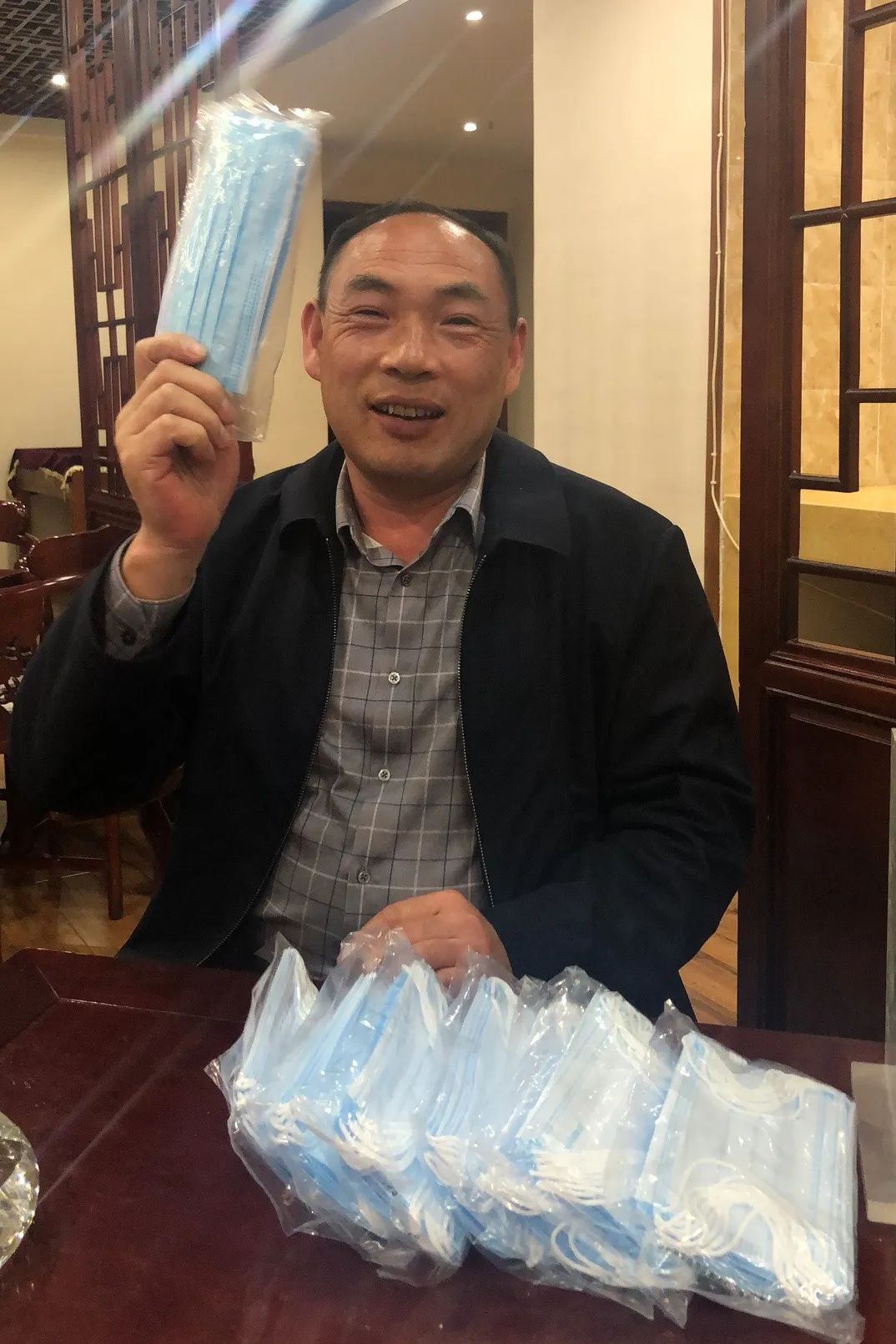 米兰平台app体育-官方版-米兰电竞直播
智能首批10万只自产口罩发放客户