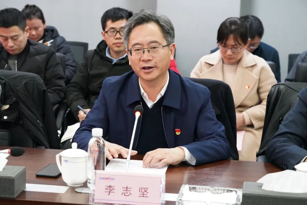 省工信厅青年干部理论学习走进米兰平台app体育-官方版-米兰电竞直播
智能