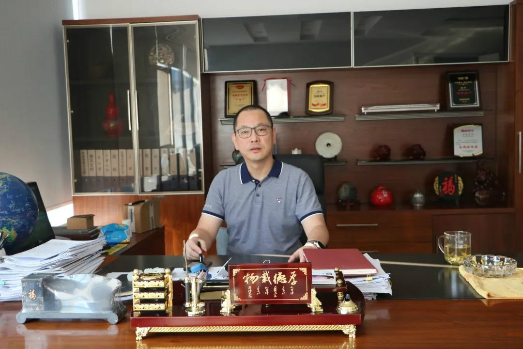 从事桩基础20多年阅机无数，这家公司无条件信任米兰平台app体育-官方版-米兰电竞直播
智能