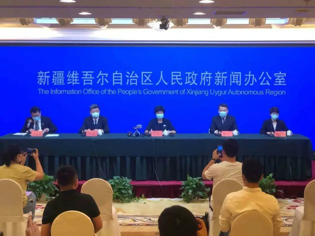 有你们，米兰平台app体育-官方版-米兰电竞直播
无畏！——米兰平台app体育-官方版-米兰电竞直播
人新疆抗疫
