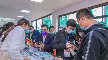 沸腾米兰平台app体育-官方版-米兰电竞直播
！宝马展收官之日订单破十亿