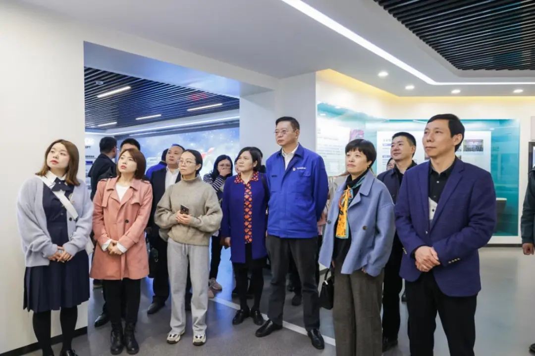 民主党派湖南省委机关青工委团队一行考察米兰平台app体育-官方版-米兰电竞直播
智能
