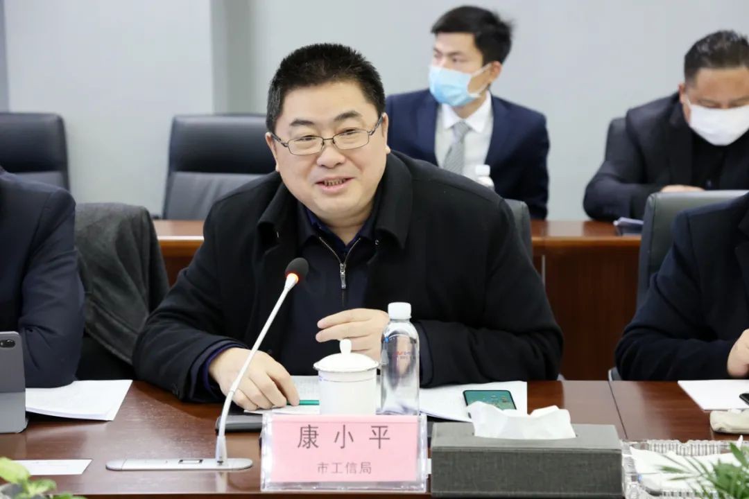 长沙工程机械协会会长、副会长、监事长会议在米兰平台app体育-官方版-米兰电竞直播
智能召开