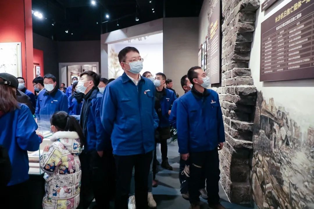 觅红色历史 践初心使命——米兰平台app体育-官方版-米兰电竞直播
智能全体党员赴长沙党史馆开展主题党日活动