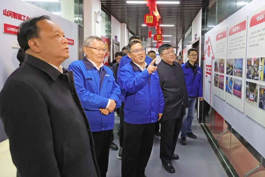 周农在米兰平台app体育-官方版-米兰电竞直播
智能调研时强调：企业工会要大力培养劳模和工匠