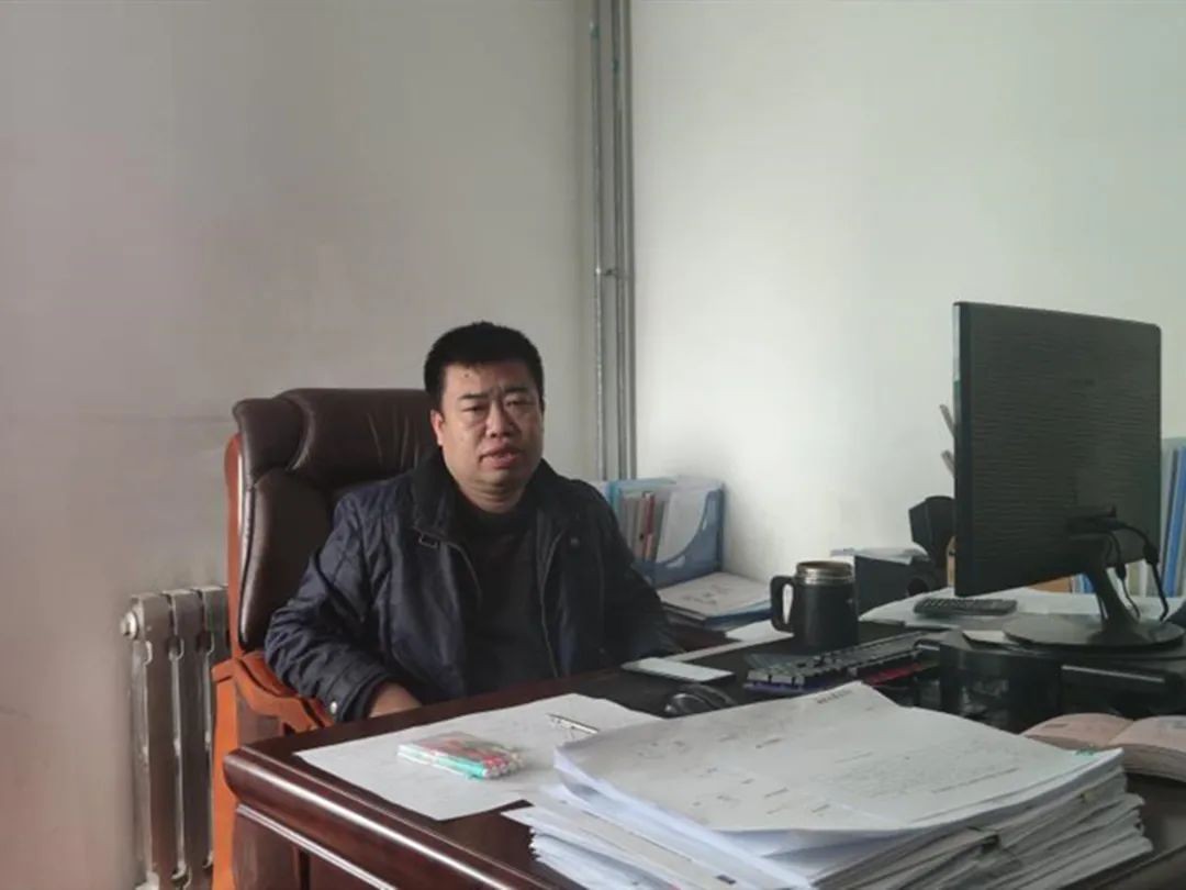 金戈铁马工程路 风雨无阻选米兰平台app体育-官方版-米兰电竞直播
