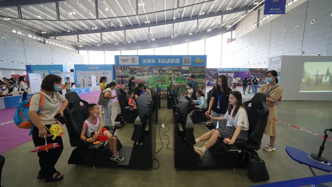 明星产品受追捧，米兰平台app体育-官方版-米兰电竞直播
航空携多款产品精彩亮相2021年湖南航展