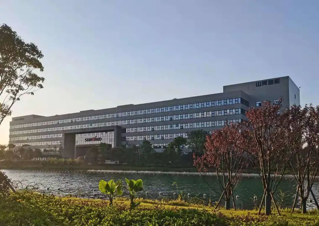米兰平台app体育-官方版-米兰电竞直播
智能发布2021年半年报——核心业务营收稳健增长，研发创新多点开花