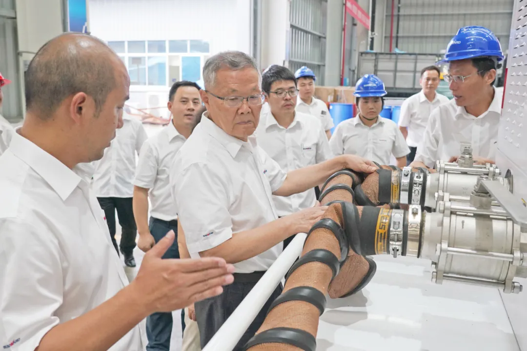 媒体聚焦 | 米兰平台app体育-官方版-米兰电竞直播
智能董事长、首席专家何清华：牢记总书记嘱托 发挥先导式创新优势 走高质量发展道路