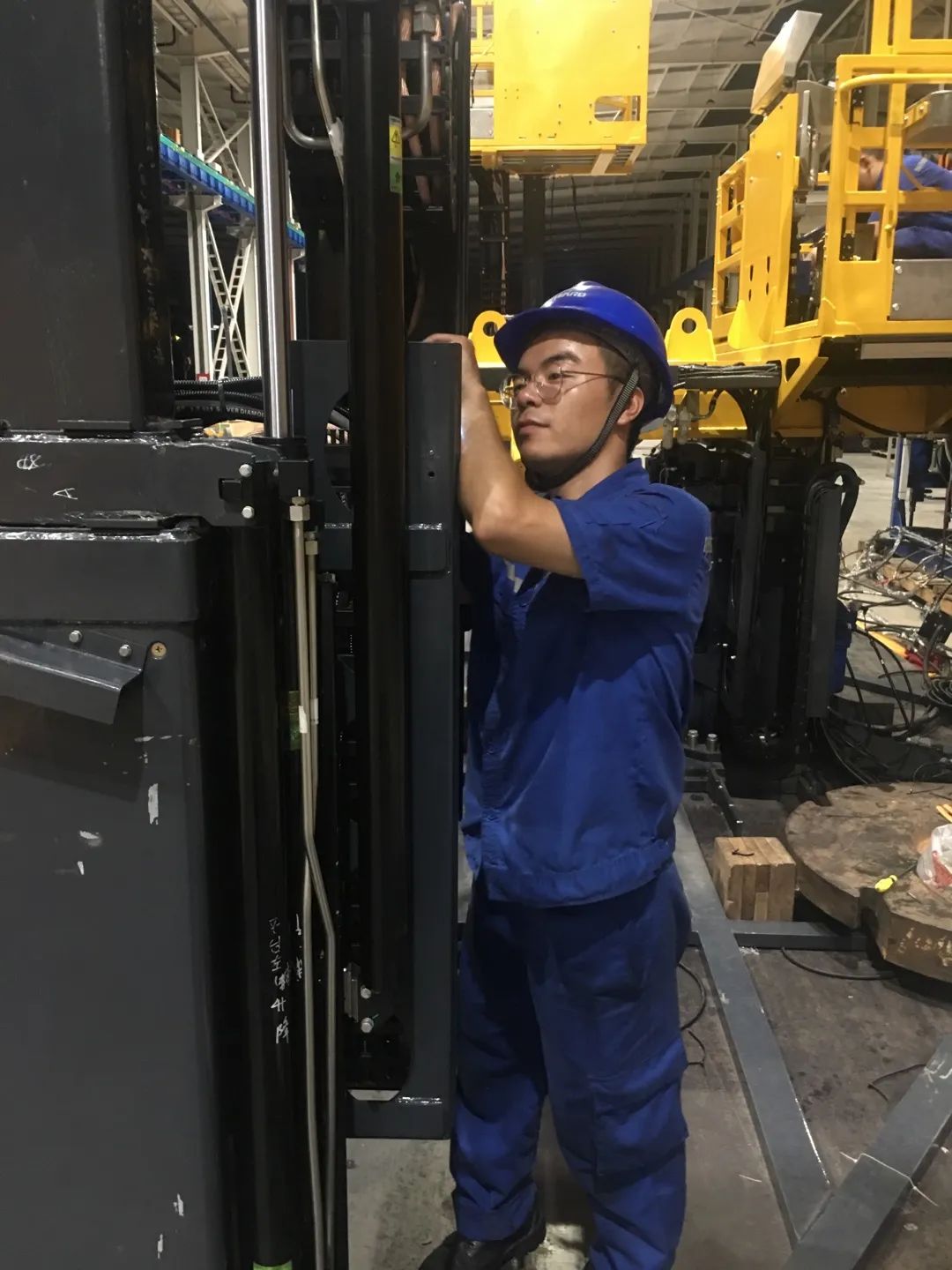 为铁路运输保驾护航！米兰平台app体育-官方版-米兰电竞直播
智能自主研制首套三平台作业装置成功交付