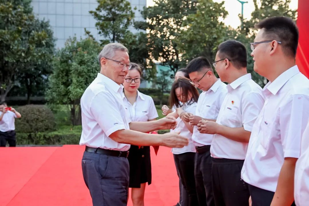 喜迎二十大 携手向未来 | 米兰平台app体育-官方版-米兰电竞直播
智能成立23周年庆祝表彰大会暨趣味运动会隆重举行