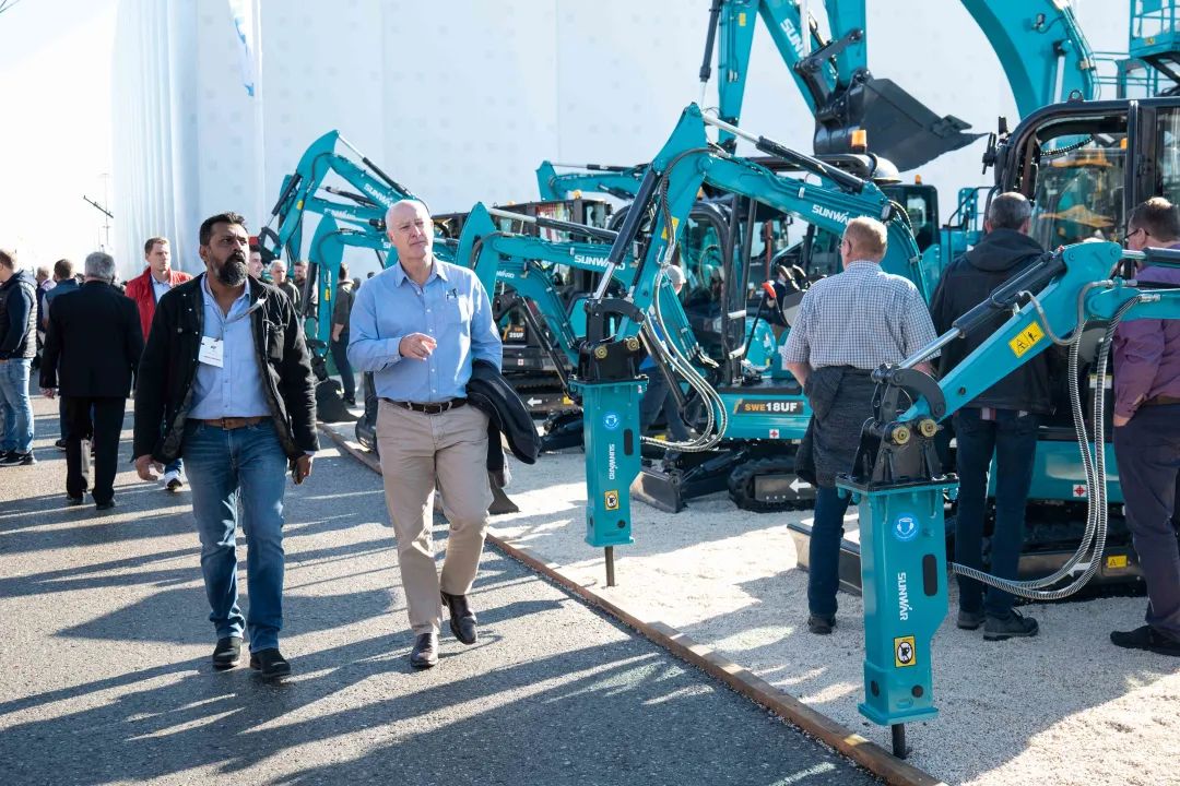 Bauma 2022 | 一组火热现场图带您重温米兰平台app体育-官方版-米兰电竞直播
智能德国宝马展之旅