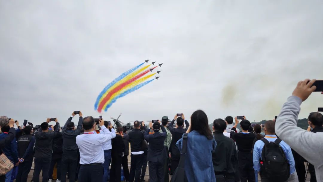 关注！米兰平台app体育-官方版-米兰电竞直播
科技携多款产品亮相第十四届珠海航展