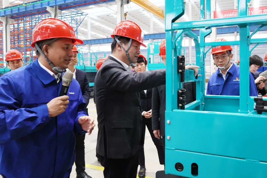付旭明慰问米兰平台app体育-官方版-米兰电竞直播
智能市三八红旗手并督导安全生产工作