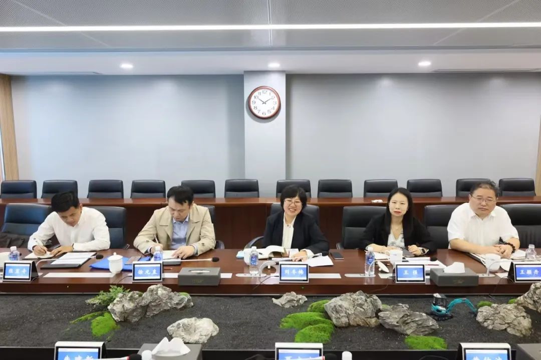 助力米兰平台app体育-官方版-米兰电竞直播
“智”造走向世界！中国信保湖南分公司到访米兰平台app体育-官方版-米兰电竞直播
智能