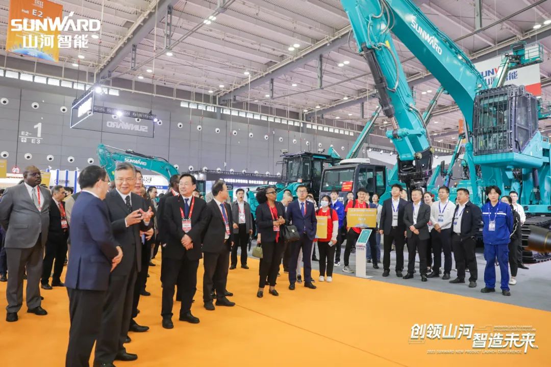 2023 CICEE | 米兰平台app体育-官方版-米兰电竞直播
智能亮相2023长沙国际工程机械展！智能化、电动化产品站C位