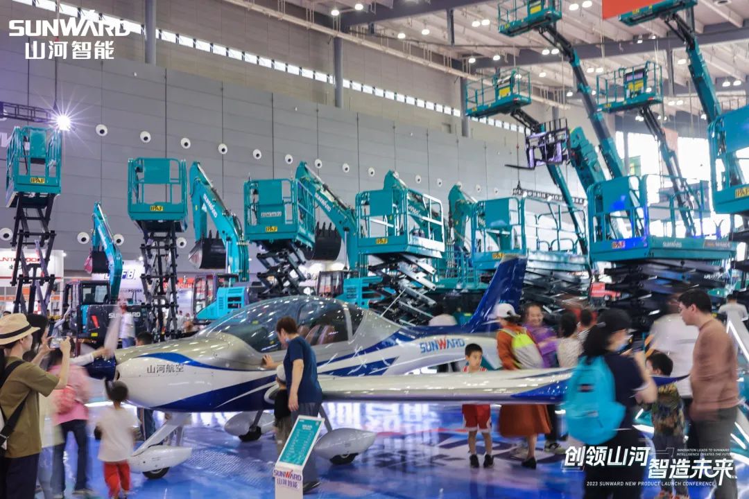 2023 CICEE | 全球工程机械盛会完美落幕！米兰平台app体育-官方版-米兰电竞直播
智能交出闪亮答卷