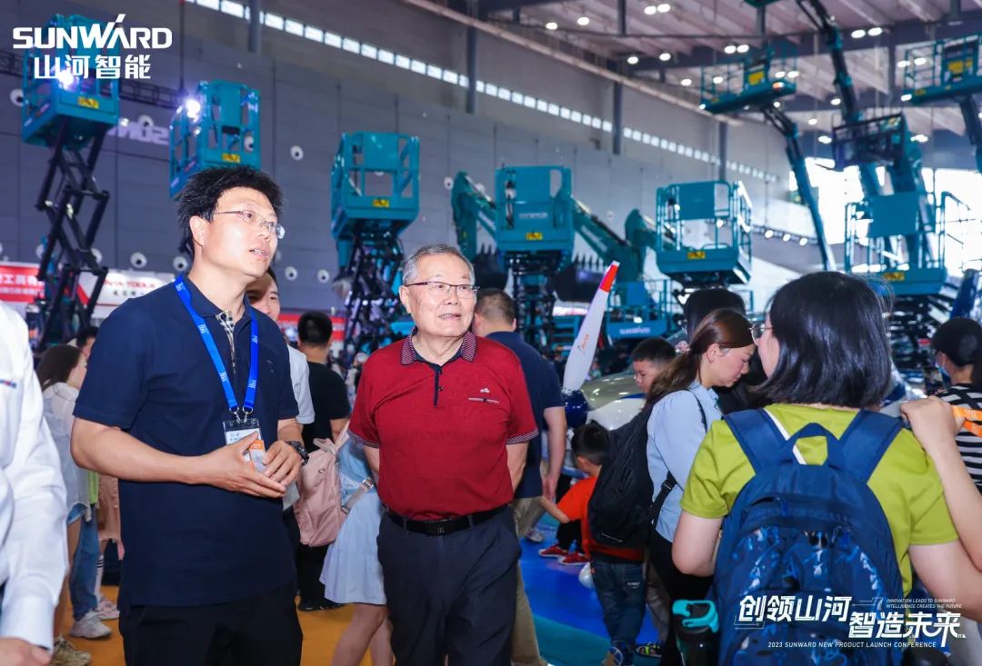 2023 CICEE | 全球工程机械盛会完美落幕！米兰平台app体育-官方版-米兰电竞直播
智能交出闪亮答卷