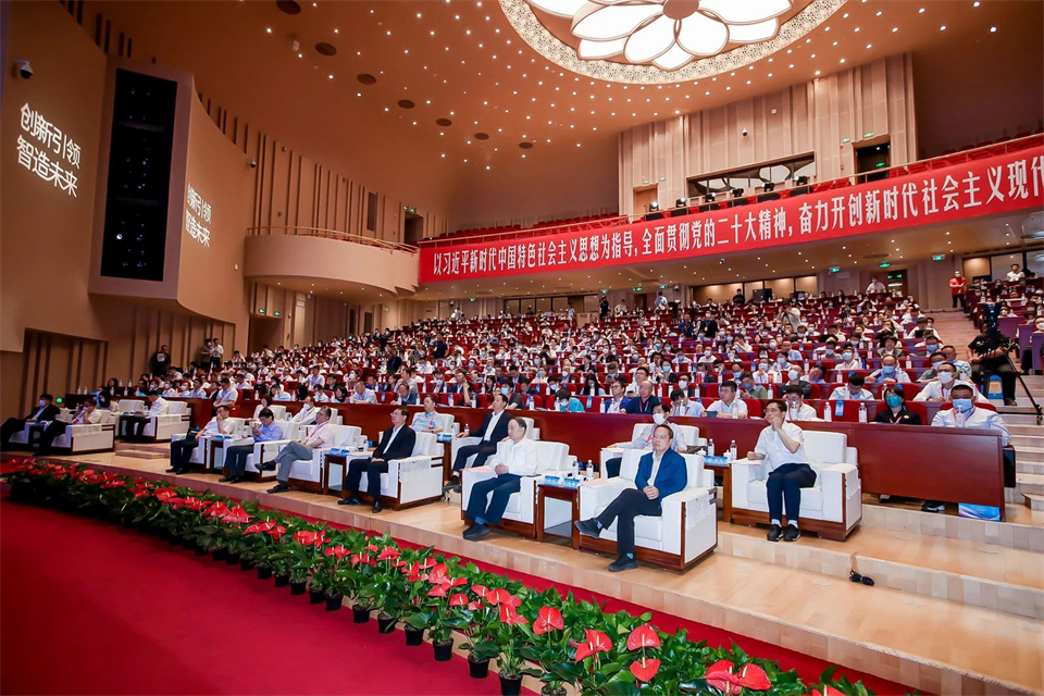 两项单冠，行业唯一！米兰平台app体育-官方版-米兰电竞直播
智能两款桩工产品同获制造业单项冠军