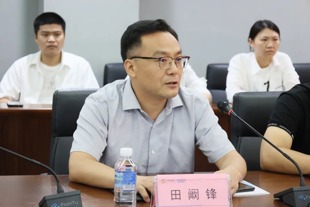 携手开启绿色转型之路！米兰平台app体育-官方版-米兰电竞直播
智能&南京盖百氏增程式电动旋挖钻机签约仪式成功举办