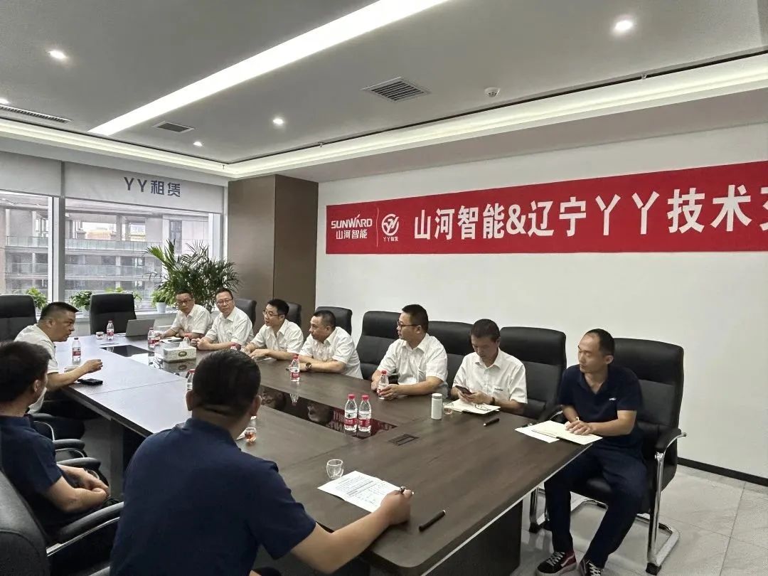 倾听客户心声！米兰平台app体育-官方版-米兰电竞直播
智能高空机械“服务万里行”走进东北