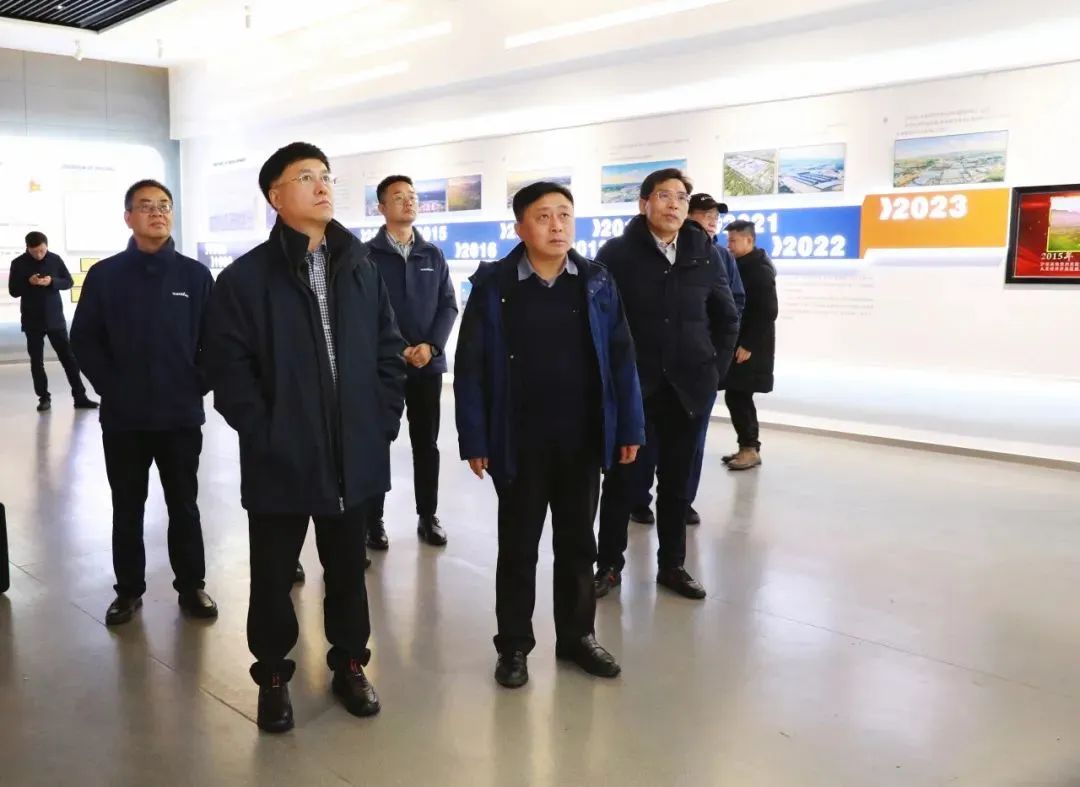 加快发展新质生产力 景广军率队到博邦米兰平台app体育-官方版-米兰电竞直播
贵州大龙项目基地考察