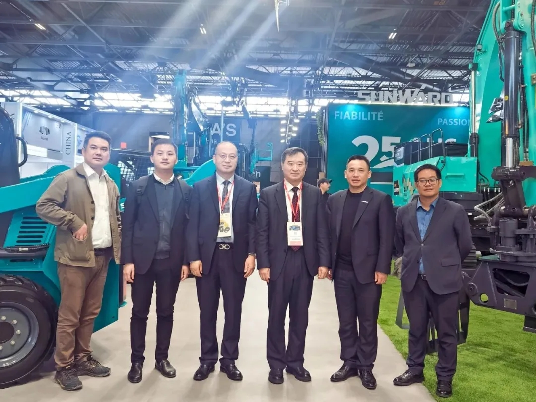 赢战INTERMAT 2024！米兰平台app体育-官方版-米兰电竞直播
智能土方机械深耕全球高端市场