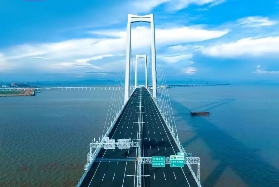 深中通道竣工验收！米兰平台app体育-官方版-米兰电竞直播
智能鼎力助建，世界级工程彰显中国力量与智慧！