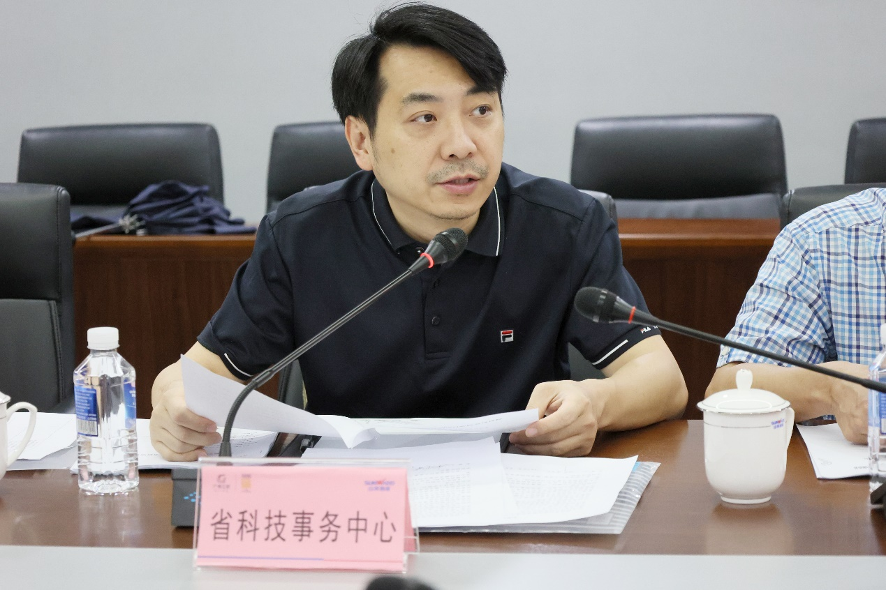 米兰平台app体育-官方版-米兰电竞直播
智能“超大型油气管道绿色成套施工装备”项目顺利通过验收！
