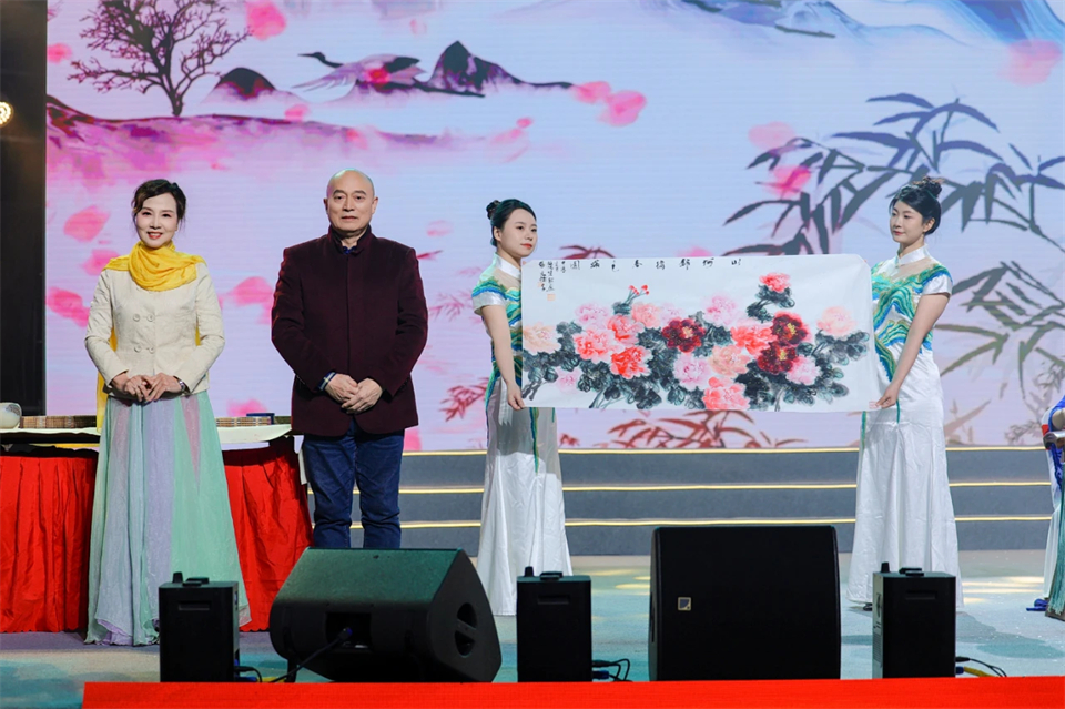 创新引领价值 理想成就未来——庆祝米兰平台app体育-官方版-米兰电竞直播
智能成立25周年表彰大会暨文艺晚会隆重举行
