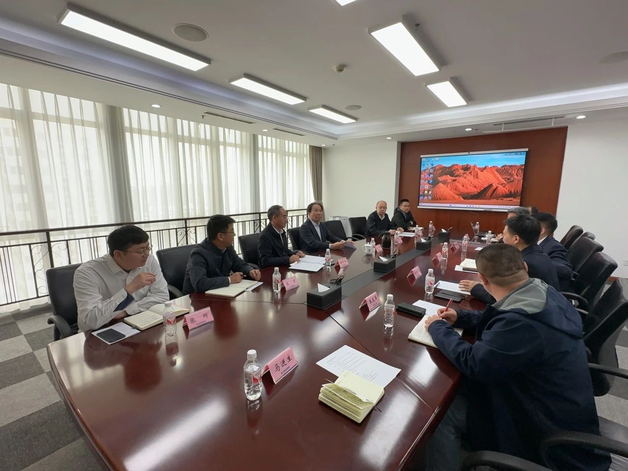 米兰平台app体育-官方版-米兰电竞直播
智能董事长付向东带队拜访中煤地质总局、大地特勘公司