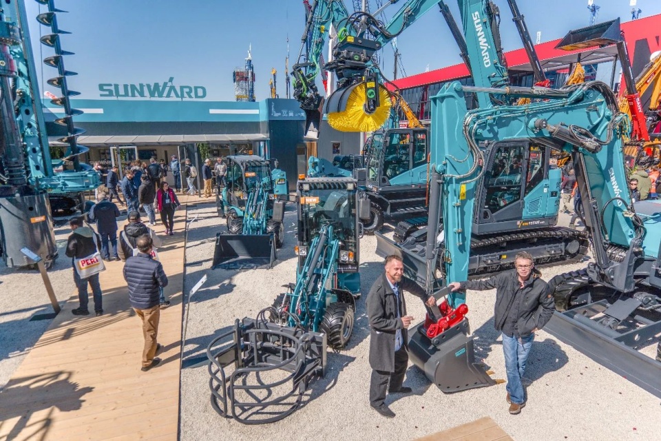 Bauma 2025 | 聚焦2025德国宝马展，探索米兰平台app体育-官方版-米兰电竞直播
智能的创新设备与可持续解决方案
