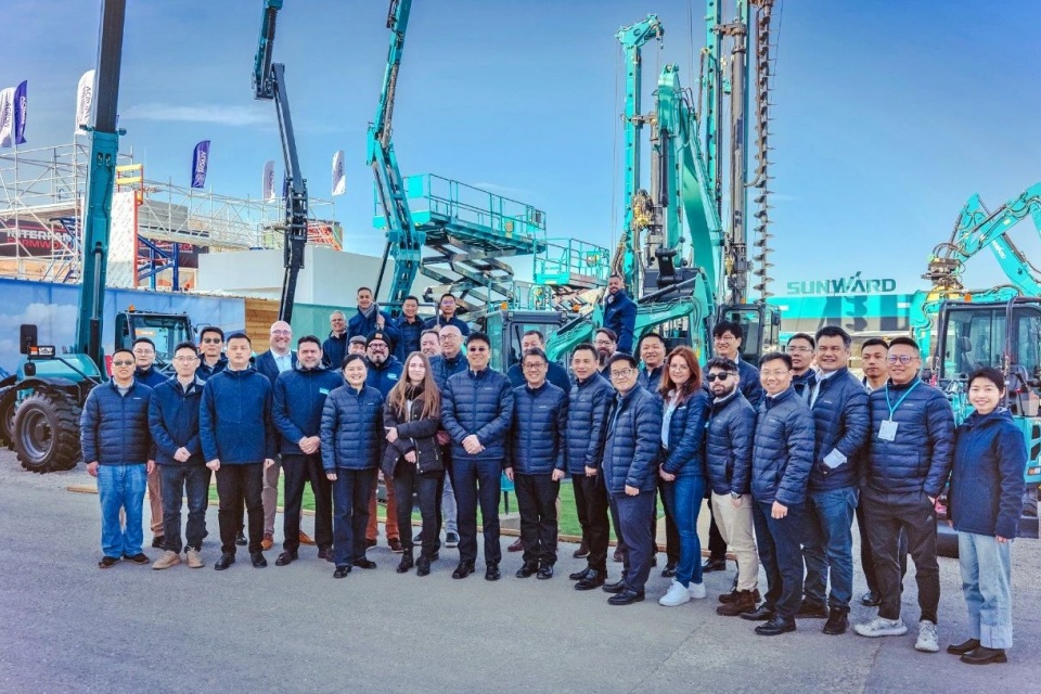 Bauma 2025 | 聚焦2025德国宝马展，探索米兰平台app体育-官方版-米兰电竞直播
智能的创新设备与可持续解决方案