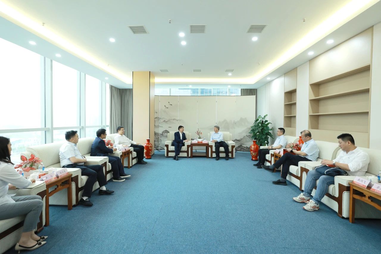 米兰平台app体育-官方版-米兰电竞直播
智能与中核二十五深化合作，共探矿山智能化与海外市场新机遇