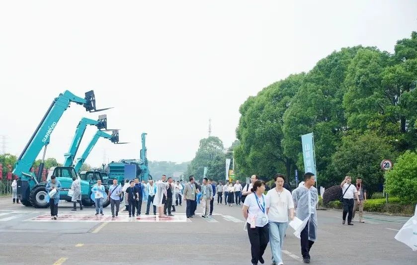 2025 CICEE | 为客户创造价值，米兰平台app体育-官方版-米兰电竞直播
智能客户交流会圆满举办